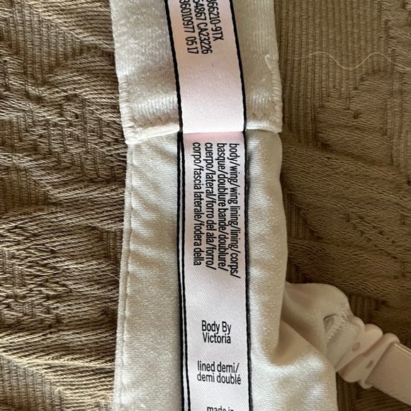 Three (3) Body by Victoria Lined Demi Underwire Bras 32DD in Nude - Picture 6 of 9